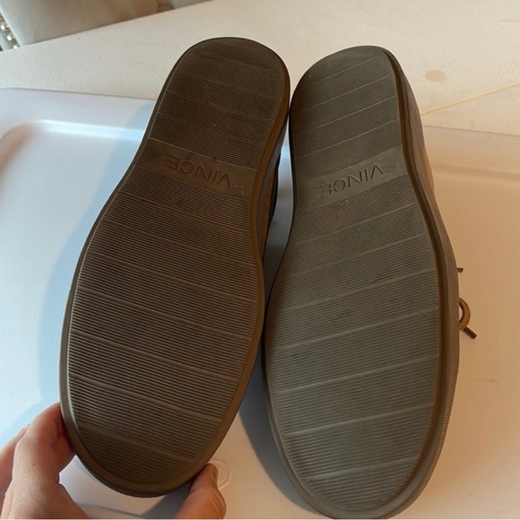 Vince men’s suede Sneakers size 9 shoes brown suede - Picture 4 of 4